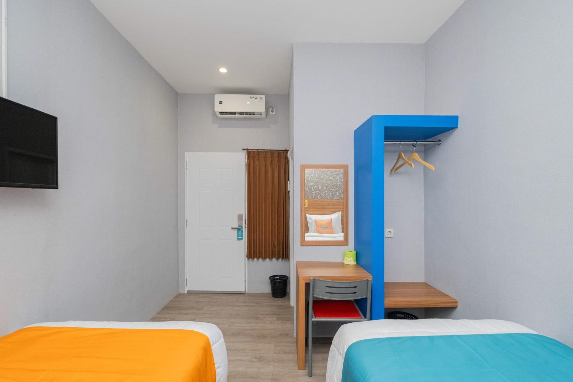 Sans Wm Hotel Блітар Екстер'єр фото