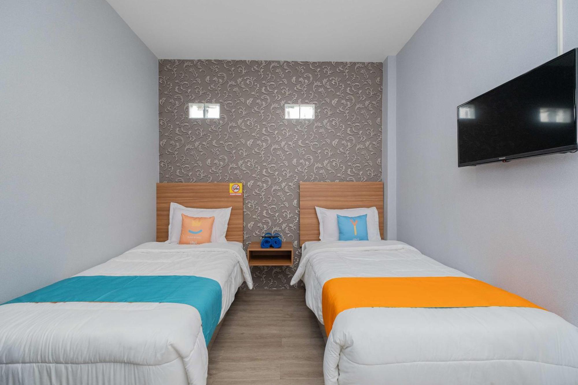 Sans Wm Hotel Блітар Екстер'єр фото